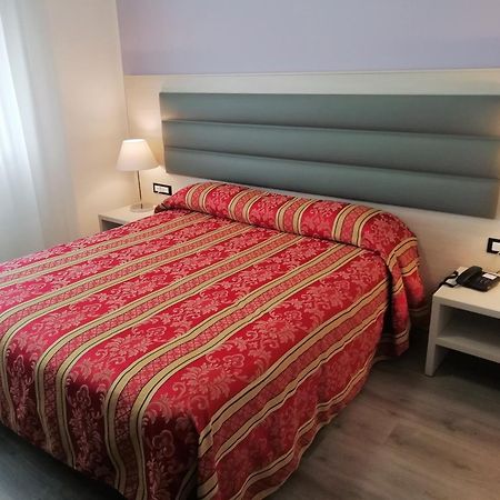 Hotel Kristall San Donà di Piave Kültér fotó
