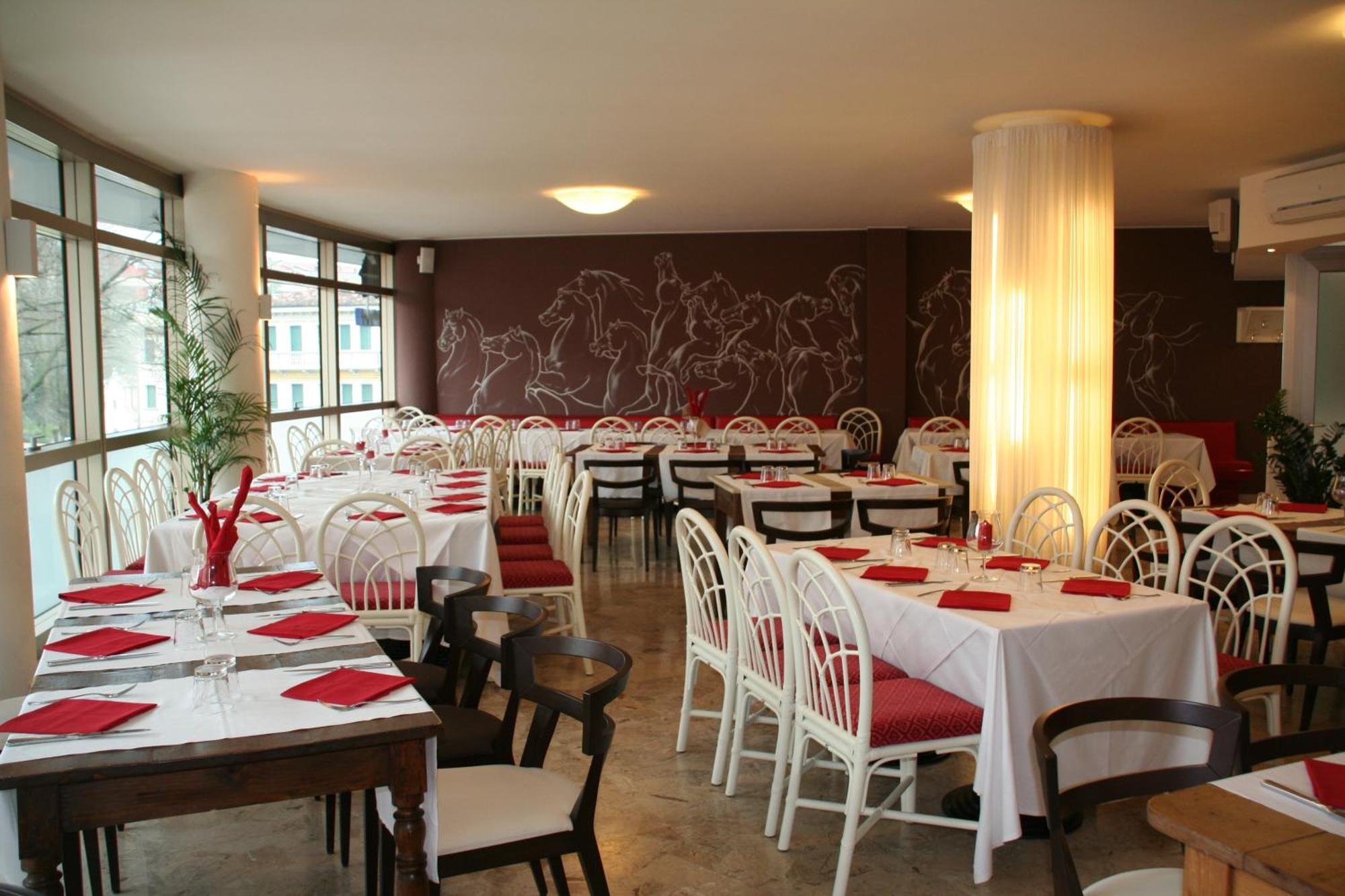 Hotel Kristall San Donà di Piave Kültér fotó