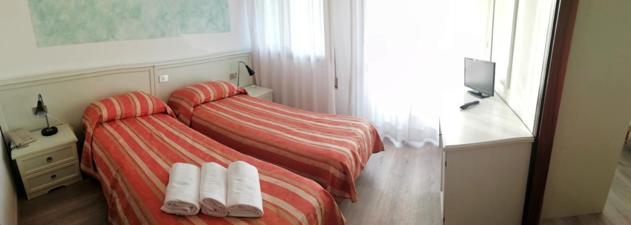 Hotel Kristall San Donà di Piave Kültér fotó