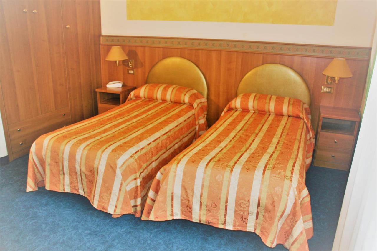 Hotel Kristall San Donà di Piave Kültér fotó