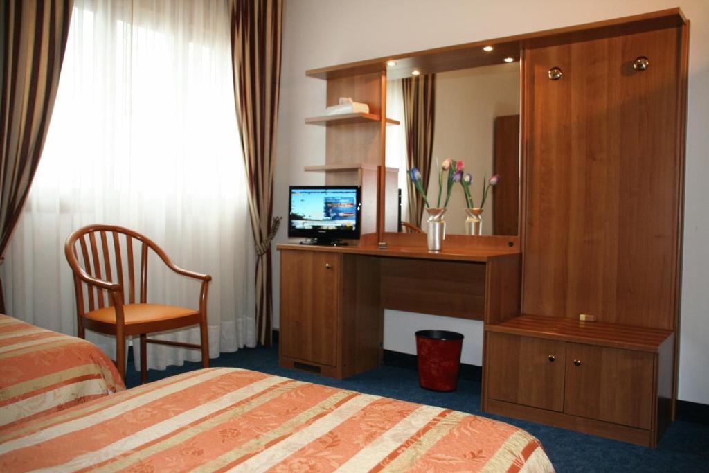 Hotel Kristall San Donà di Piave Szoba fotó